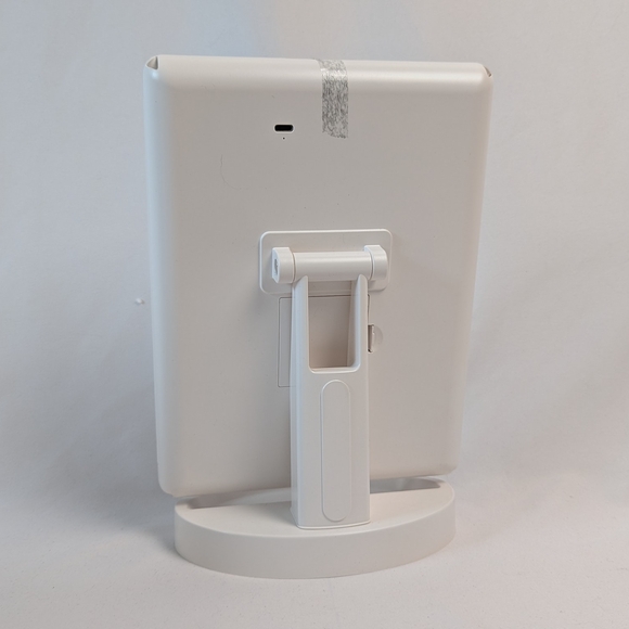 Three Panel LED Makeup Mirror - Picture 6 of 7